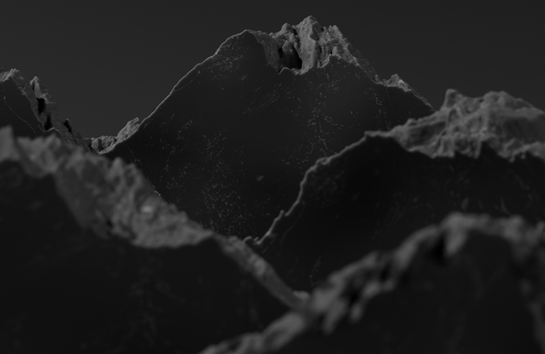 El diseño de los Jabones cosméticos ecológicos de Ashes To Life se inspira en los montes incendiados. Superficies rugosas, cubiertas de ceniza, que conectan al consumidor con el producto y con el propósito de la firma.